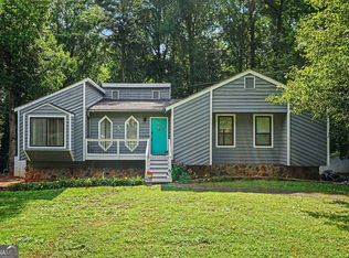 135 Chaney Ct, Lawrenceville, GA 30044