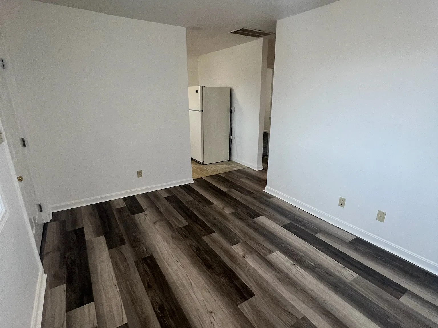 2 bed, 650 sqft, $900 — Photo 4