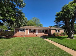 1100 Ewell Rd, Virginia Beach, VA 23455