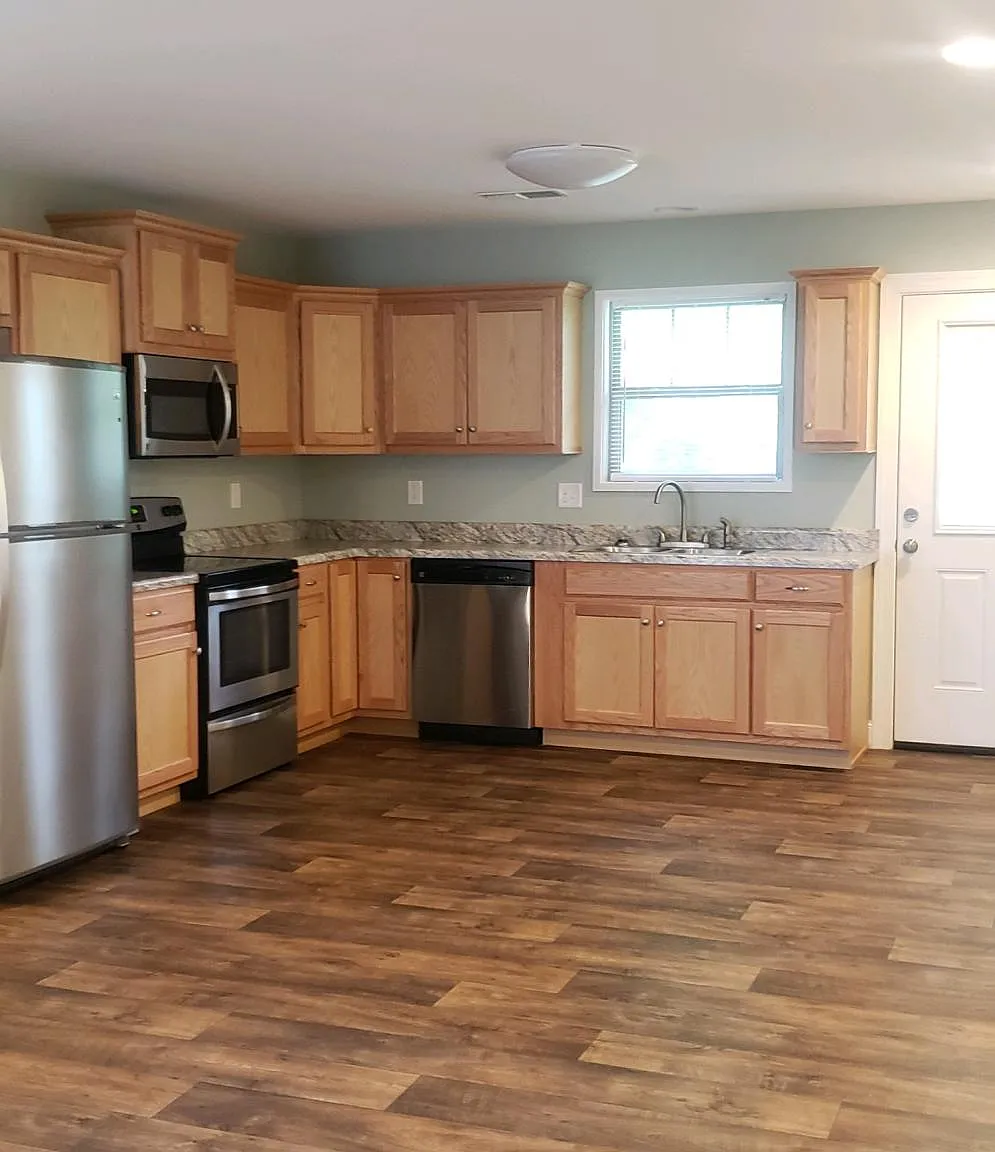 2 bed, 900 sqft, $1,050 — Photo 4