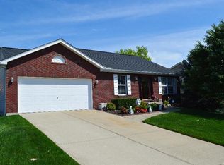 221 Fairway Dr, Dry Ridge, KY 41035