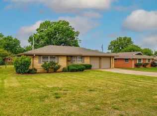 217 SE Roselawn Ave, Bartlesville, OK 74006