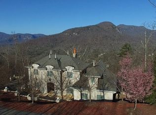 345 Hawks Nest Trl, Lake Lure, NC 28746