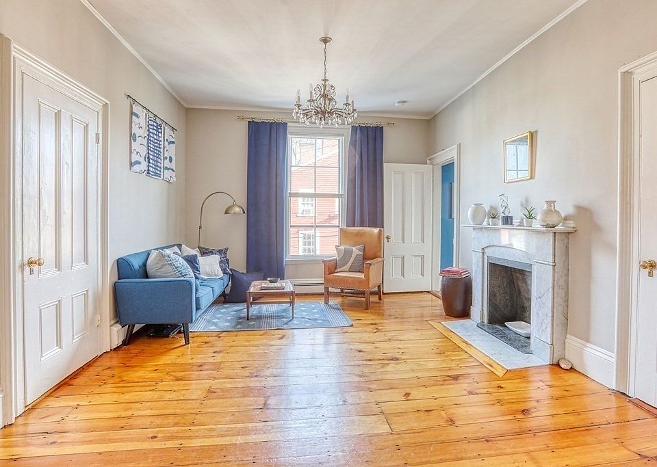 1st image of 386 Essex St Unit 3