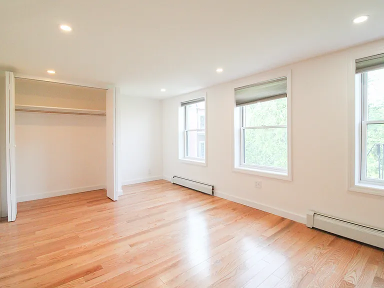 137 Huntington St #4 — Photo 7