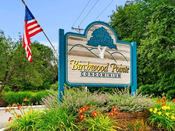 5 Birchwood Point #303, Amesbury, MA 01913