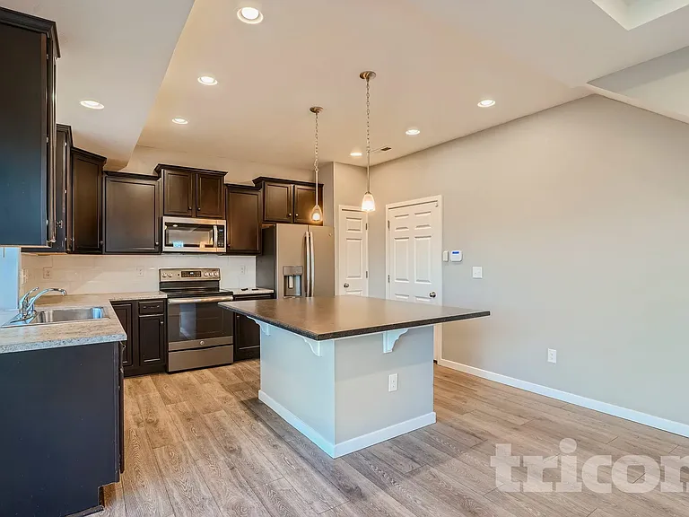 19148 E 54th Pl — Photo 25