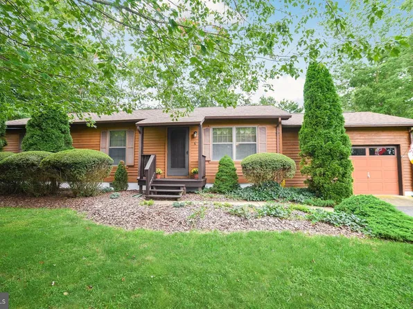 21665 Atalanta St, Lexington Park, MD 20653