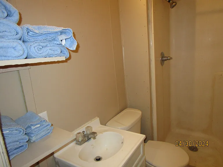 607 W Wilson St #6 — Photo 7