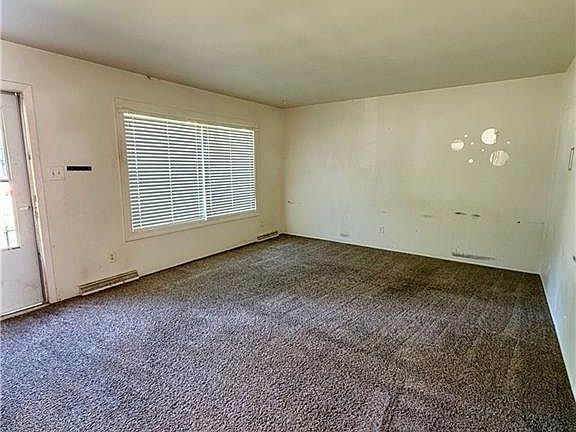 3rd image of 502 Osborne Rd