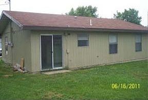 1st image of 602 Oak Cir
