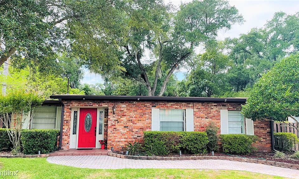 1st image of 3900 Bayview Dr