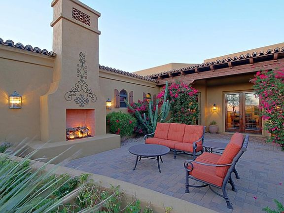 Courtyard 6