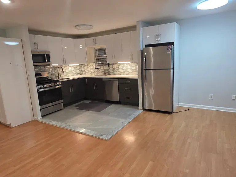10845 Rennard St #2 — Photo 12