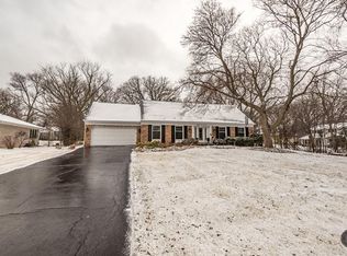 8606 Main St, Downers Grove, IL 60516