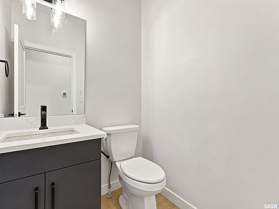 5th image of 247 Doran Way