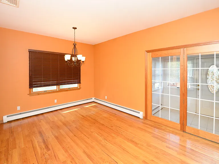 307 Central Ave — Photo 5