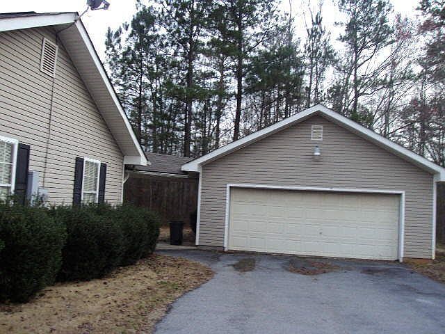 2nd image of 270 Dobbins Mill Rd