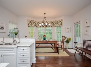 10 Old Katonah Dr, Katonah, NY 10536