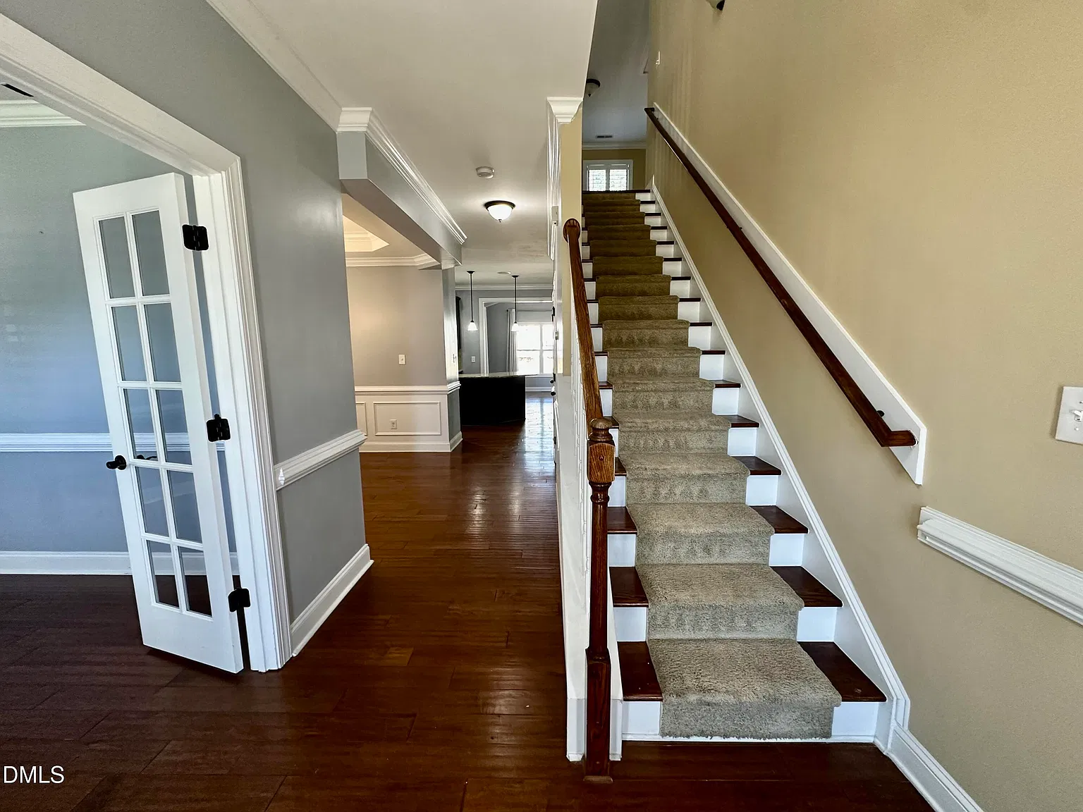 4 bed, 2.5 bath, 2587 sqft, $2,395 — Photo 3