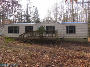 6034 Gockley Ln, Gloucester, VA 23061