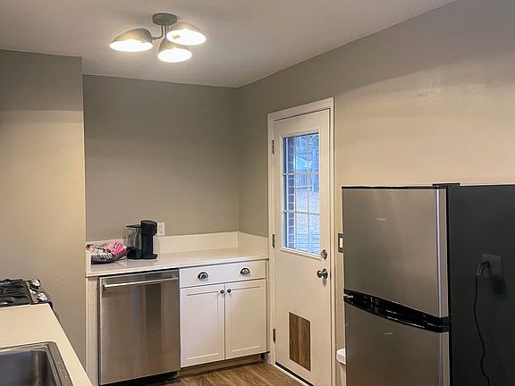 4th image of 1411 Tyonek Dr