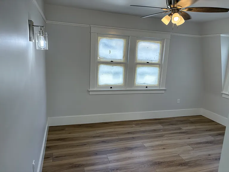 277 N Orange St — Photo 20