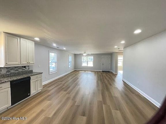 4th image of 4552 Sea Pines Drive SE