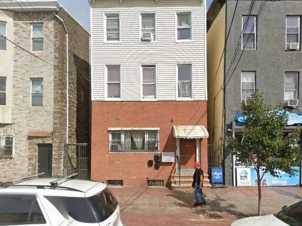 411 Elizabeth Ave #2R, Elizabethport, NJ 07206
