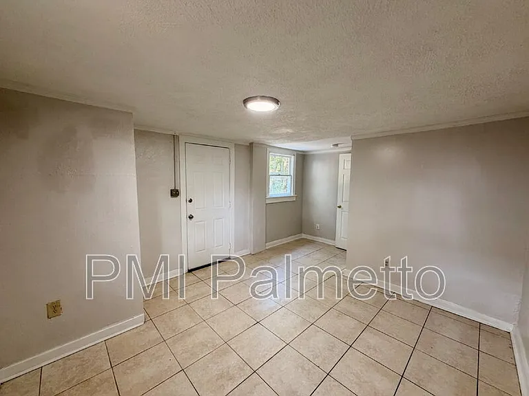 1304 Mount Vernon St — Photo 16