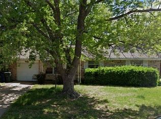 208 S Bell Dr, Midwest City, OK 73110