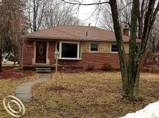 2358 Saint Joseph St, West Bloomfield, MI