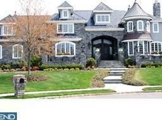 3 Venetian Ct, Mount Laurel, NJ 08054