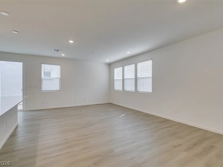 9133 Vesey Ave — Photo 17