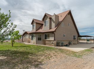 760 Valentine Rd, Farmington, NM 87401