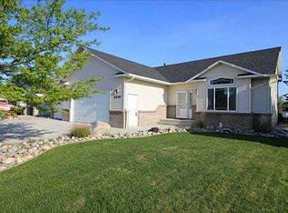 2430 Greenbriar Rd, Billings, MT 59105