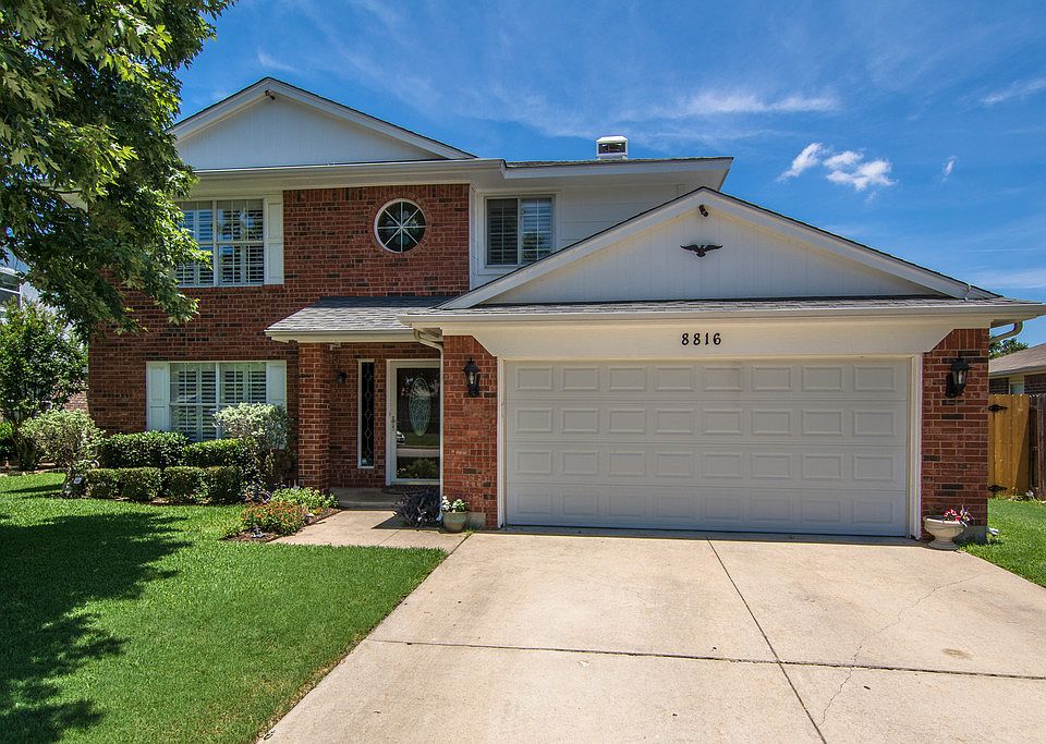 1st image of 8816 Crestbrook Dr
