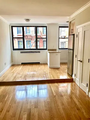 Rented by Stonehenge NYC LLC | media 2