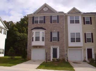 2709 Zeek Ln, Lanham, MD 20706