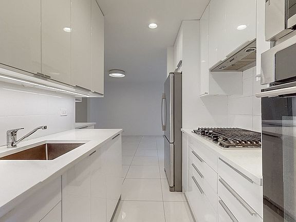 5th image of 83-83 118th St #1H