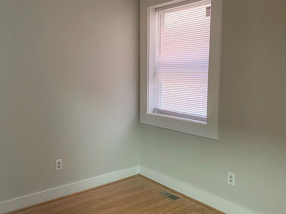 4th image of 2004 Idlewood Ave APT A