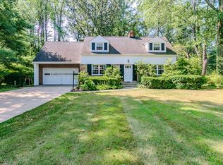 8896 Spring Valley Dr, Mentor, OH