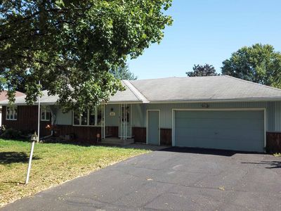 8633 Grospoint Ave S, Cottage Grove, MN, 55016