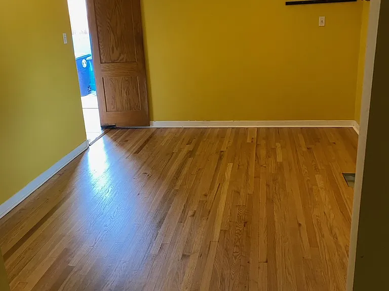 1020 Girard Blvd NE — Photo 5