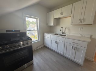 1465-1467 N Main St #3, Fall River, MA 02720