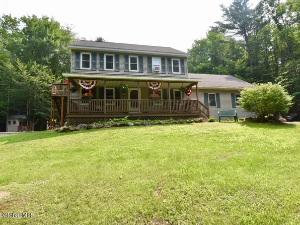 134 Fox Road, Middle Grove, NY 12850