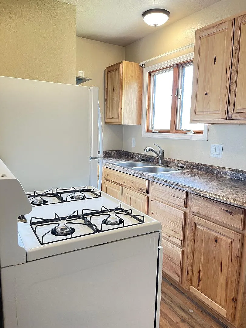 2013 North Ave W - Unit 1 — Photo 4