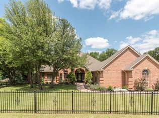 8814 Ravenswood Rd, Granbury, TX 76049