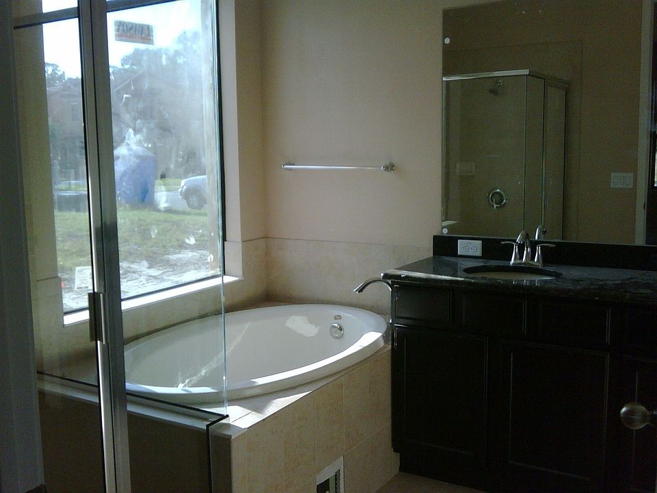 2nd image of 20335 Heritage Point Dr