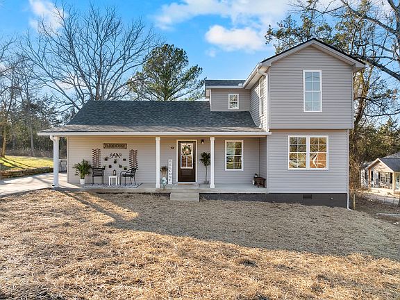 2nd image of 204 E Berkley Cir